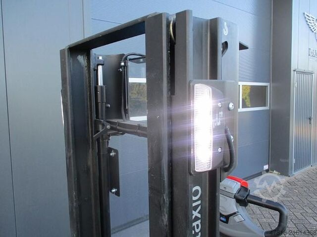 Hochhubwagen TOYOTA SWE140