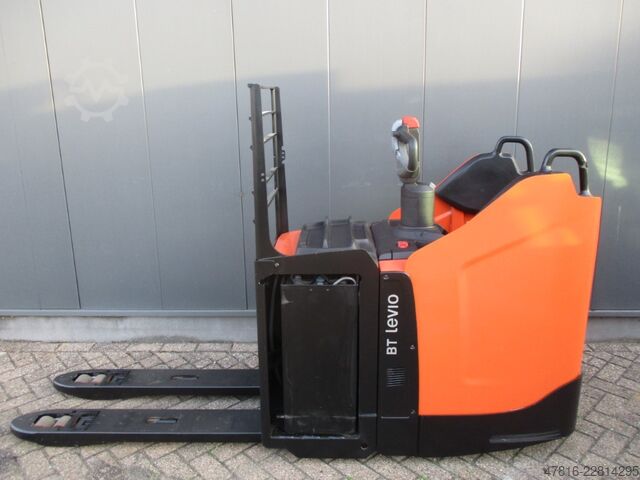 Niederhubwagen TOYOTA LPE250
