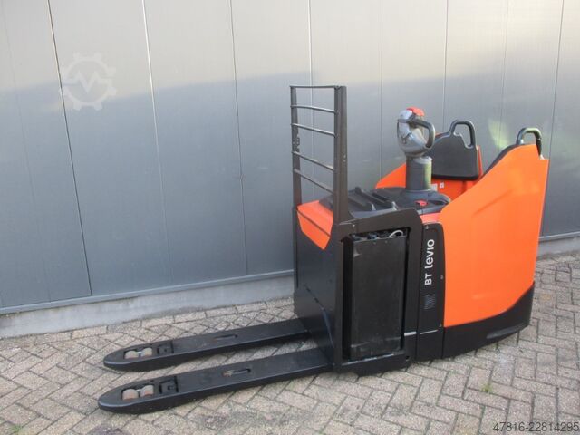 Niederhubwagen TOYOTA LPE250