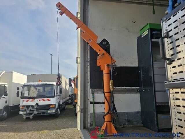 Transporter mit Koffer Mercedes-Benz 818 Sortimo Werkstatt Koffer + Kran Seilwinde