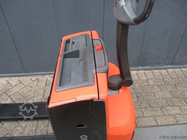 Niederhubwagen BT LWE 180