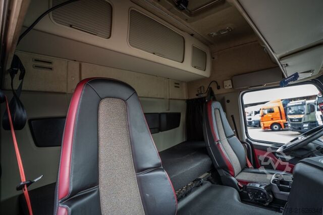 Standard tractor VOLVO FMX 460 GLOB VEB+