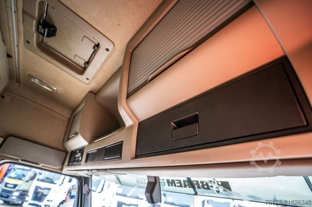 Standard tractor VOLVO FMX 460 GLOB VEB+