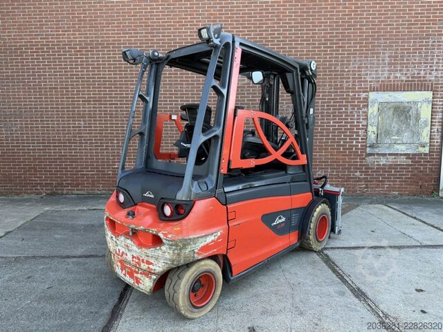 Elektro 4 Rad-Stapler Linde E35L-01
