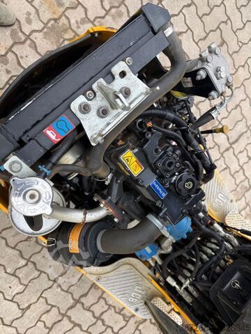 Minibagger JCB 8008 CTS / 2021 BJ / 623 H / 3 x Löffel