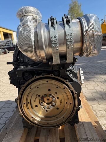 Sonstige DEUTZ Deutz TD2.9 L4 Diesel Motor / 4 Zyl. / Neuwertig