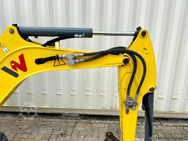 Minibagger WACKER Neuson ET16 / 2019 BJ / 1.224 H / 3x Löffel