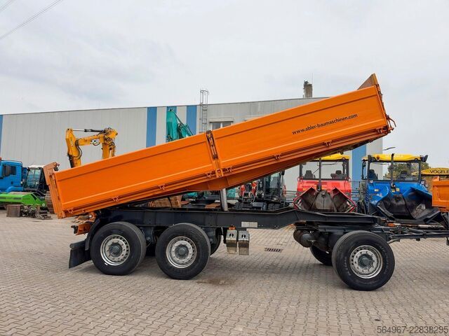 Dreiseitenkipper LKW MERCEDES-BENZ 2048 Actros MP2 + Kögel AK24