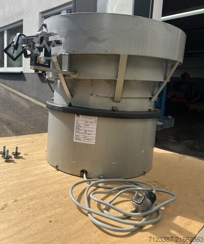 Vibrationsförderer RNA SRC-N 400-2L und SLL 400-600