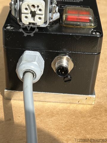 Vibrationsförderer RNA SRC-N 400-2L und SLL 400-600