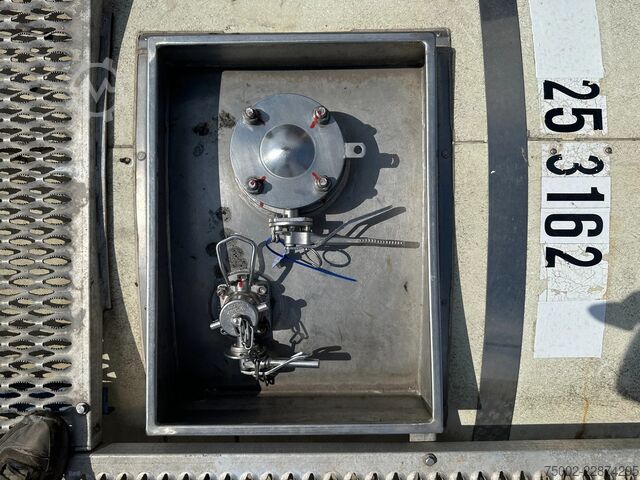 Tankcontainer CIMC 20FT ISO 25.000L / UN PORTABLE  T11 / 2.5Y + CS...