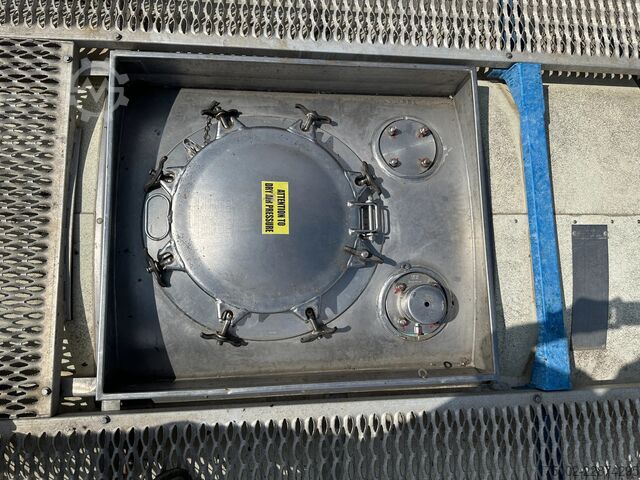 Tankcontainer CIMC 20FT ISO 25.000L / UN PORTABLE  T11 / 2.5Y + CS...