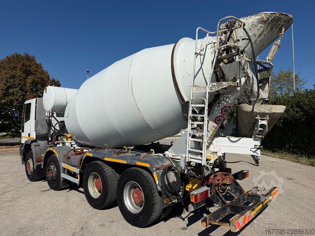 Concrete mixer truck IVECO EUROTRAKKER