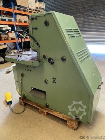Notching machine 30 - 135 INDUMASCH V 204