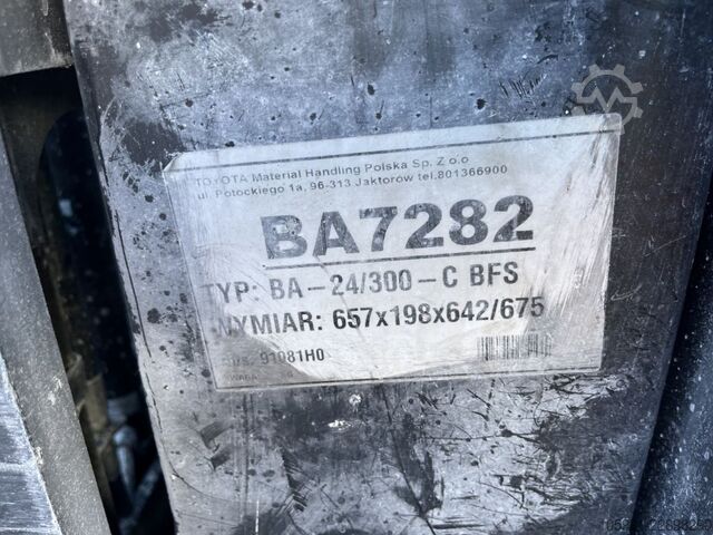 Pedestrian Stacker BT SWE145L