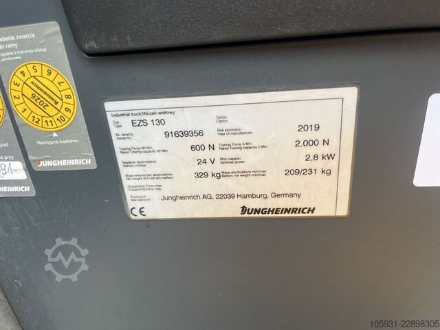 Tow Tractor Jungheinrich EZS130