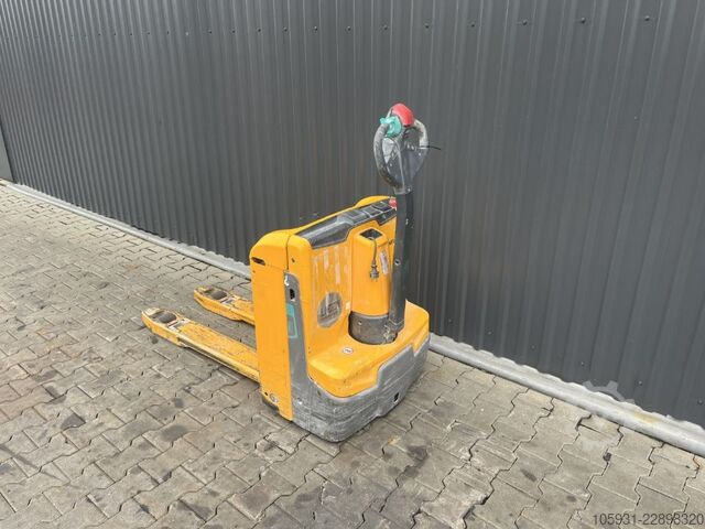 Niederhubwagen Jungheinrich EJE114