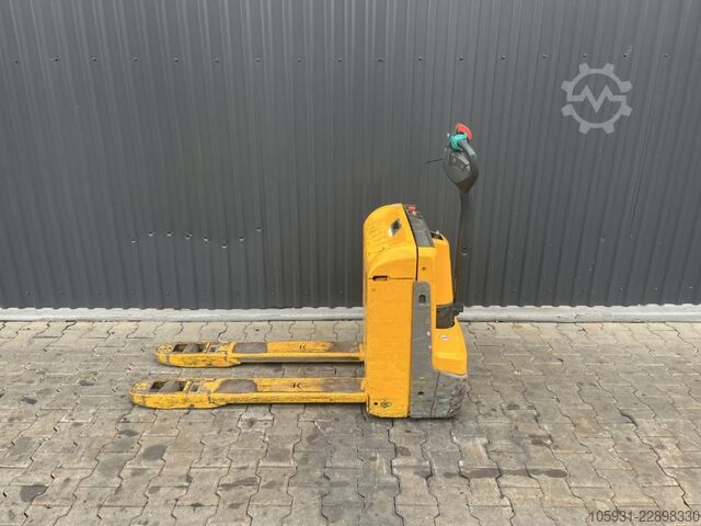 Niederhubwagen Jungheinrich EJE114