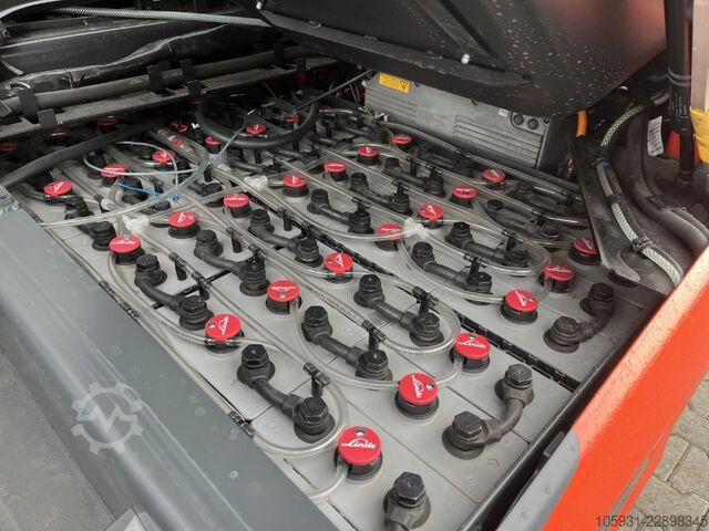 Elektro 4 Rad-Stapler Linde E25-01