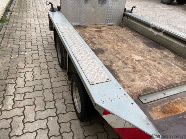 Low loader trailer IFOR WILLIAMS Baumaschinenanhänger mit Rampen / 3.500 KG