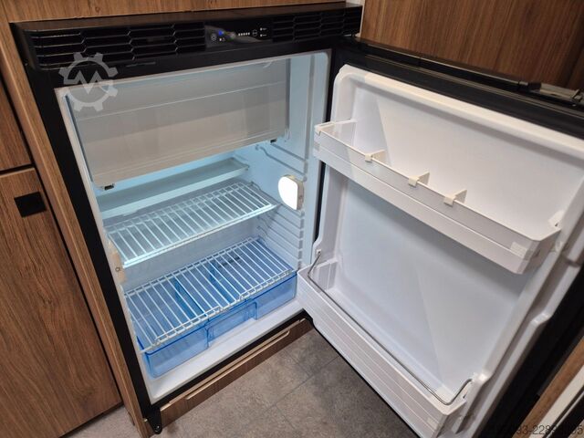 Teilintegriertes Wohnmobil CHAUSSON S697 Titanium Line *MJ27*Arctic*Outdoor*Autom.