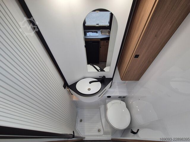 Teilintegriertes Wohnmobil CHAUSSON S697 Titanium Line *MJ27*Arctic*Outdoor*Autom.