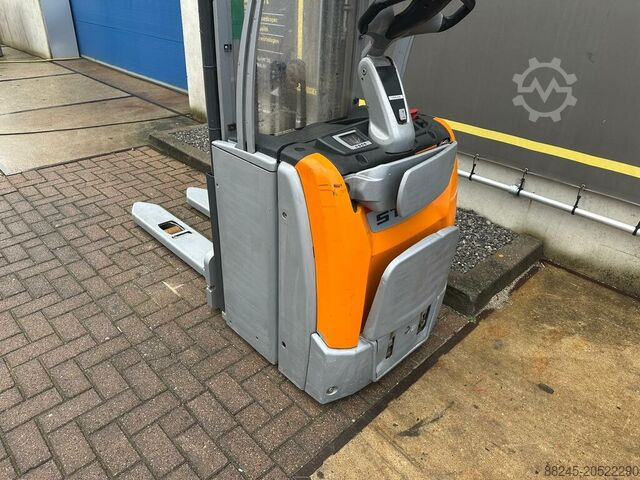 Electric triplex stacker EXV SF 14, year 2019 STILL EXV SF 14