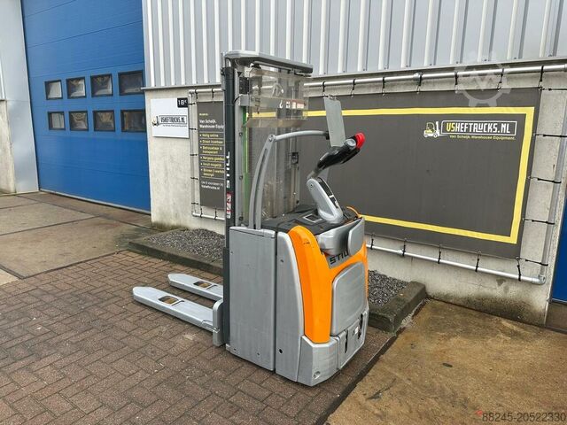 VS-22478 Electric triplex stacker Still EXV SF 14, year 2019 STILL EXV SF 14