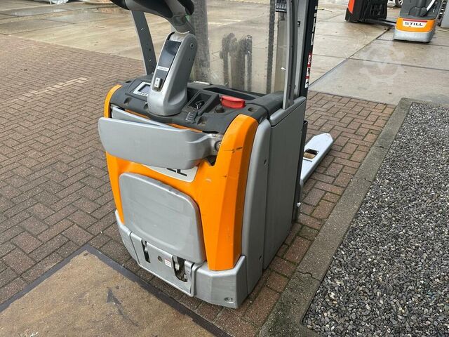 VS-22478 Electric triplex stacker Still EXV SF 14, year 2019 STILL EXV SF 14