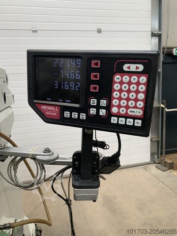 Universal-Fräsmaschine HURON NU4