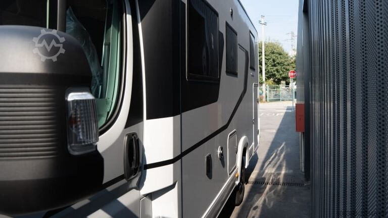 ADRIA MATRIX SELECT 670 SL TEILINTEGRIERTES WOHNMOBIL, NEU ADRIA MATRIX SELECT 670 SL