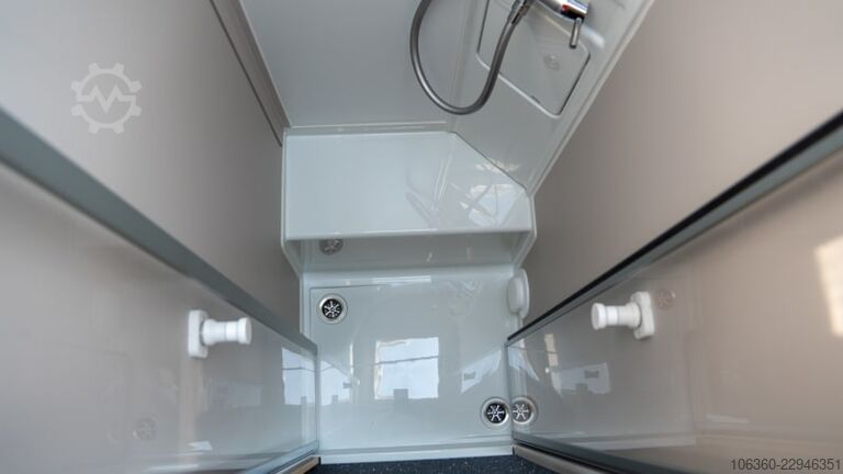 ADRIA MATRIX SELECT 670 SL TEILINTEGRIERTES WOHNMOBIL, NEU ADRIA MATRIX SELECT 670 SL