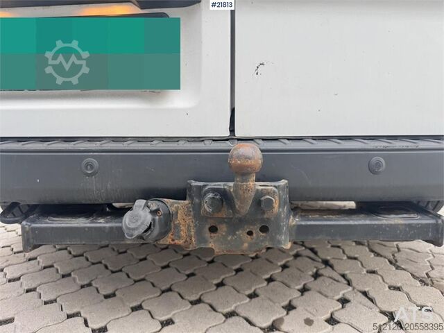 Panel van Ford Transit 4x2 Van with 2 Sets of Tires