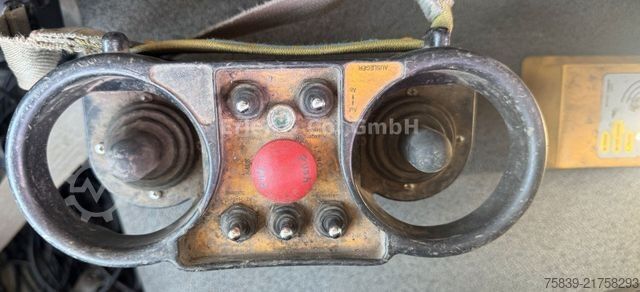 Vacuum tank truck MAN 26.410, KROLL 3-10, Vakuumpumpe, WRS, Lenkachse