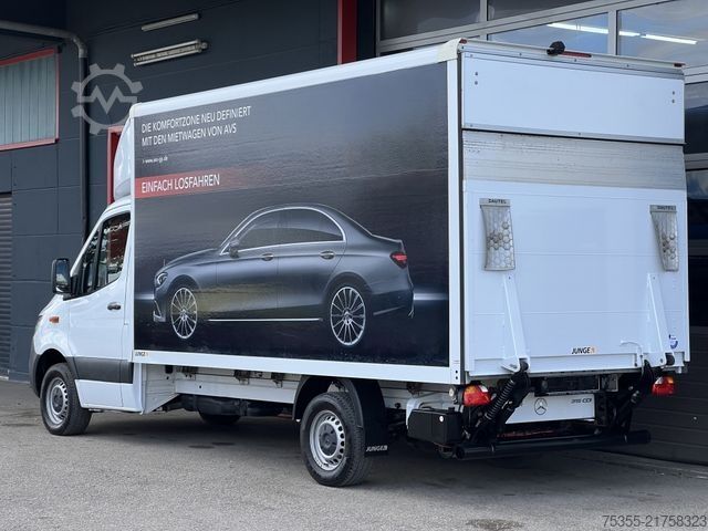 Transporter mit Koffer MERCEDES-BENZ Sprinter 315 CDI 4,4m Koff+LBW Klima Kamera MBUX
