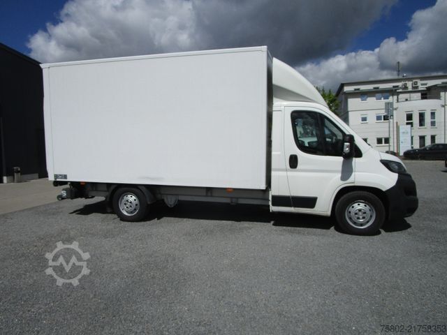 Transporter mit Koffer PEUGEOT Boxer 2,2L 165PS *MAXI+LBW+KLIMA+3-Sitze+4,27m*