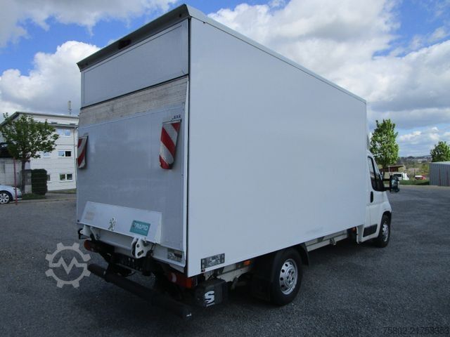 Transporter mit Koffer PEUGEOT Boxer 2,2L 165PS *MAXI+LBW+KLIMA+3-Sitze+4,27m*