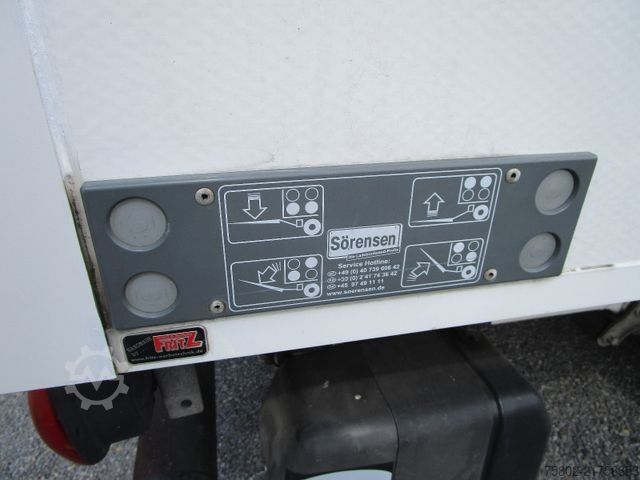 Transporter mit Koffer PEUGEOT Boxer 2,2L 165PS *MAXI+LBW+KLIMA+3-Sitze+4,27m*