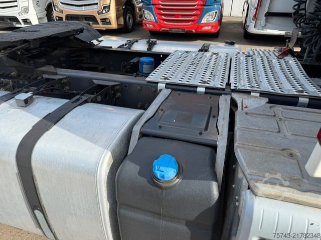 Standard tractor unit VOLVO FH 460 * STANDKLIMA * GLOBETROTTER *