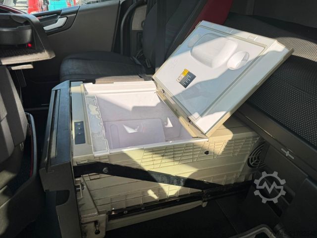 Standard tractor unit VOLVO FH 460 * STANDKLIMA * GLOBETROTTER *