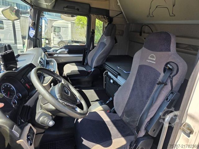 Standard tractor unit MAN 18.500 TGX, retarder, Doppeltank