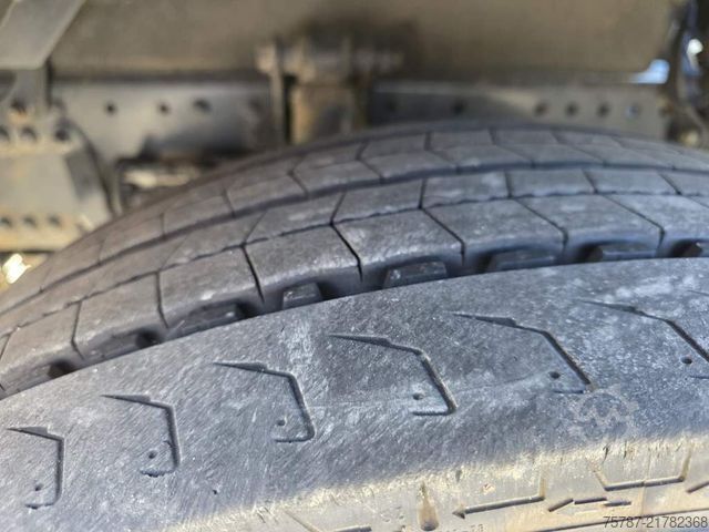 Standard tractor unit MAN 18.500 TGX, retarder, Doppeltank