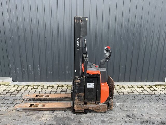 Stand-on stacker BT SWE140