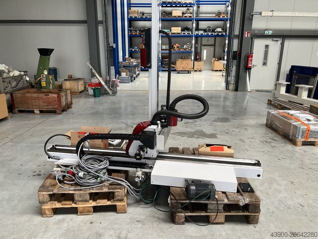 Industrial robot WITTMANN W818