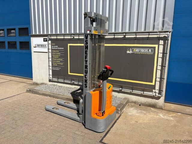 VS-22859 Electric stacker ECV10 STILL ECV10