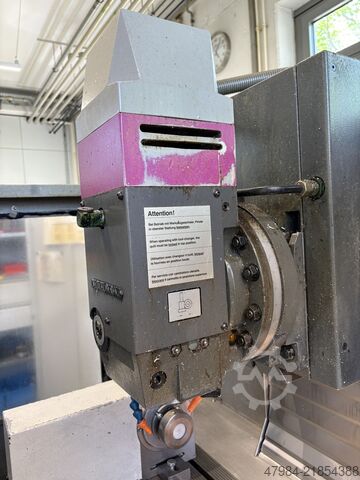 Vertical machining center DECKEL MAHO MH 600 B