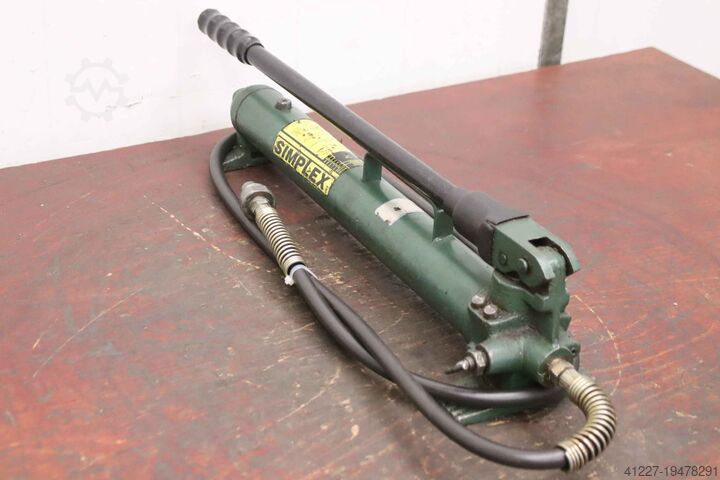 Handhydraulikpumpe  689 Bar Simplex P-  740/200/H150 mm