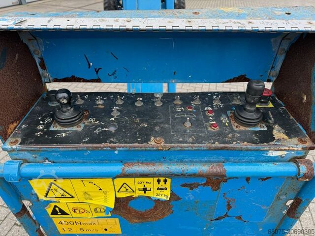 Telescopic boom lift Genie S 45