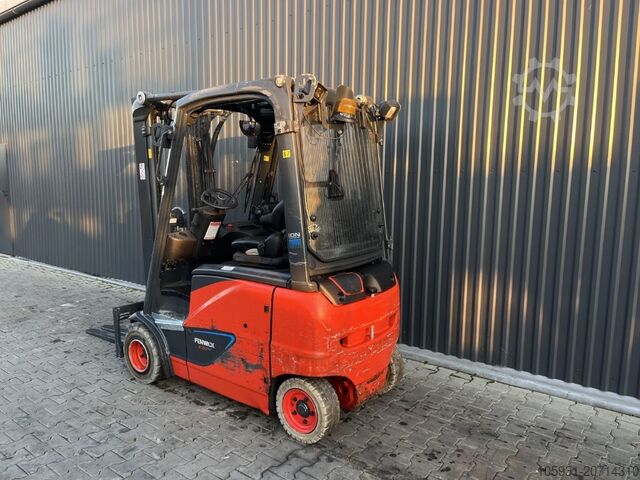 Elektro 4 Rad-Stapler Linde E20PH-02