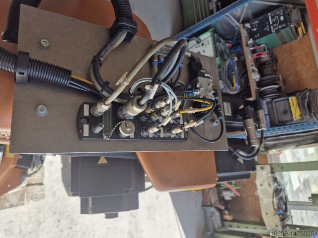 Industrieroboter Kuka KR60-3 mit KRC4